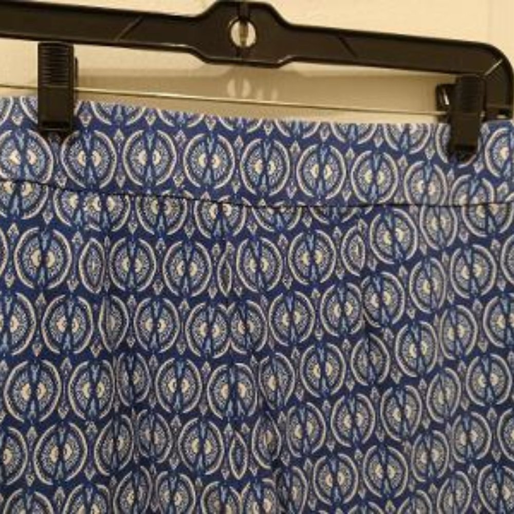 FUN PRINT, CHICO'S TRAVELERS PANTS